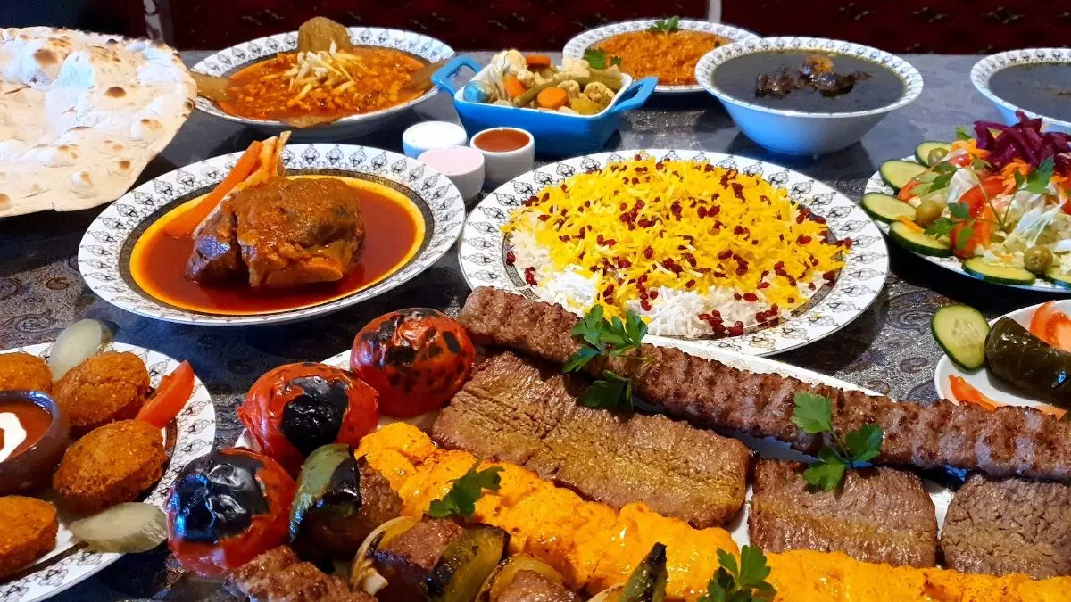 ویژگیهای رستوران و تهیه غذا زیتون در رشت